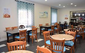 SureStay Plus Hotel by Best Western Niagara Falls East